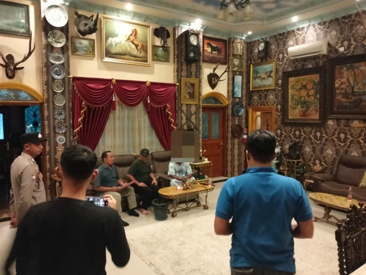 Nekat Simpan Senjata Api Ilegal, WNA Asal Iran Dibekuk Polres Indramayu